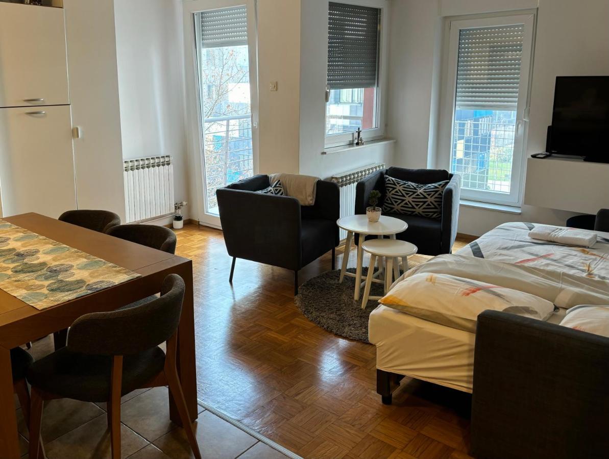 Eight8 Apartment